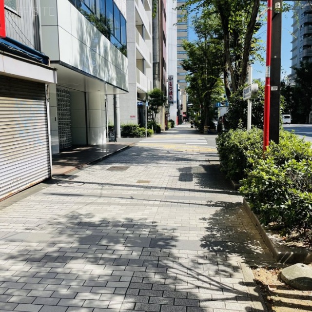 日本橋・浜町ビル ビル前面道路