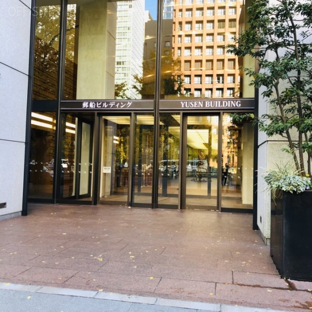 丸の内郵船ビル(1階:サービスオフィス) エントランス