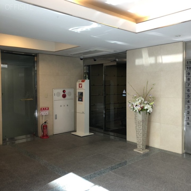 楠本第2ビル エントランス