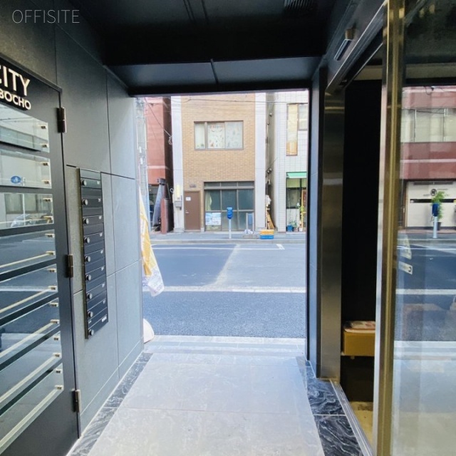 THE CITY 神田神保町(ザ・シティ神田神保町) エントランス