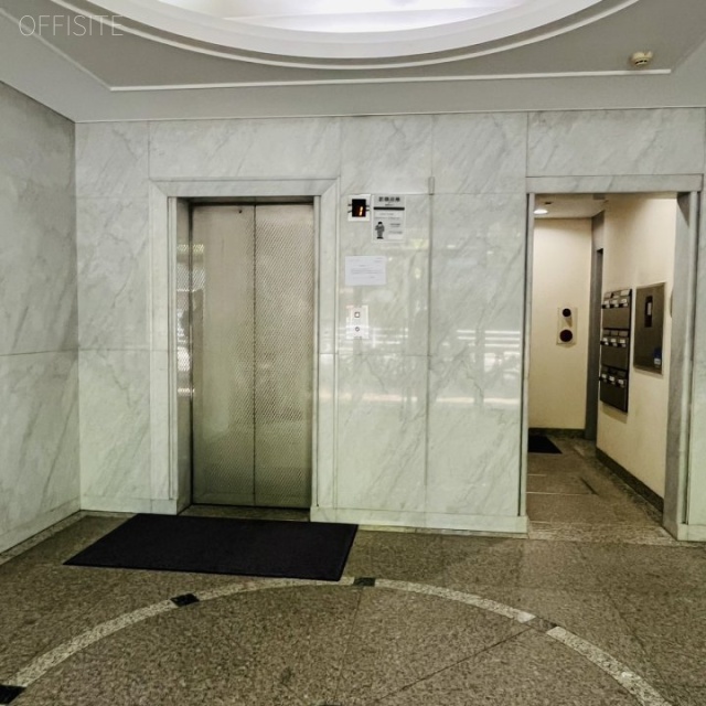 旭光(きょっこう)ビル エントランス