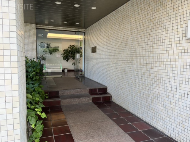 シェ麻布 エントランス