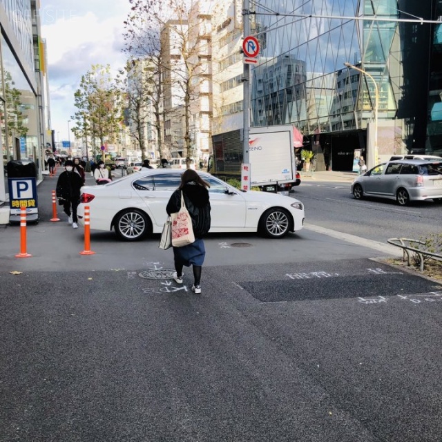 京セラ原宿ビル ビル前面道路