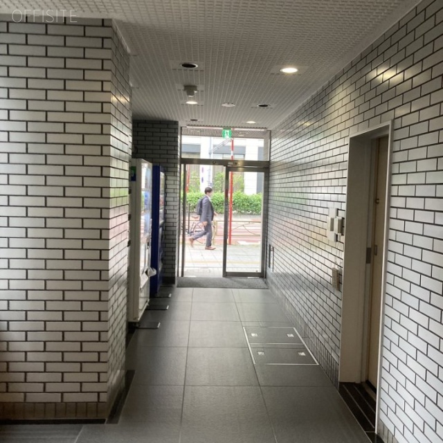 新宿スリーケービル エントランス