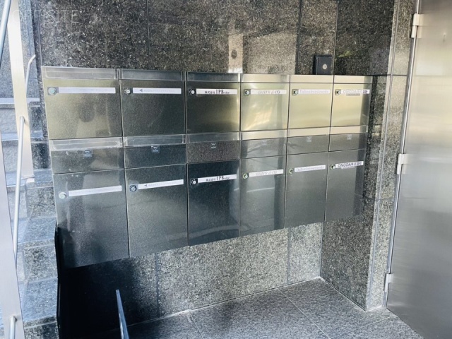 フェルテ麹町1・7ビル メールボックス