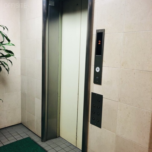スギタビル エントランス