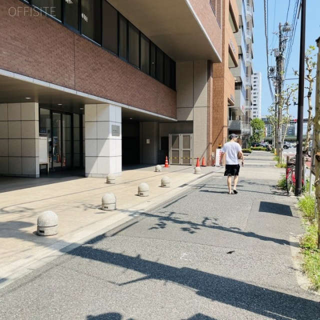 一星芝公園ビルディング ビル前面道路