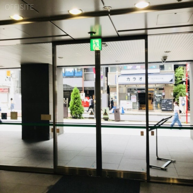 オーク池袋ビル エントランス