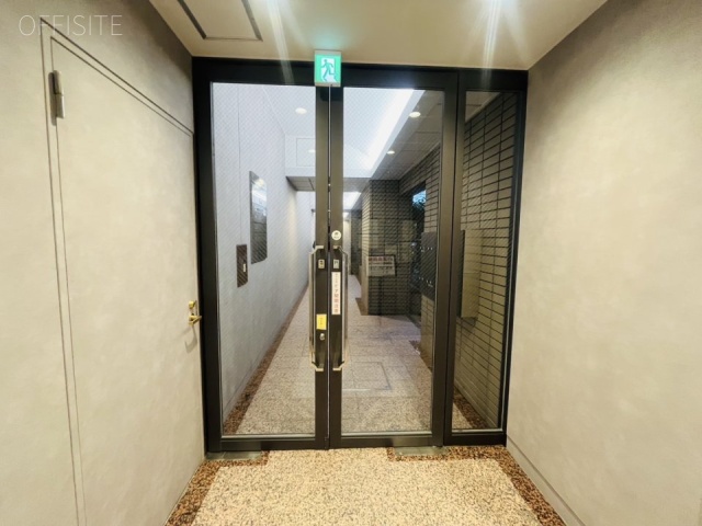 ASTRA中目黒 エントランス(出口)