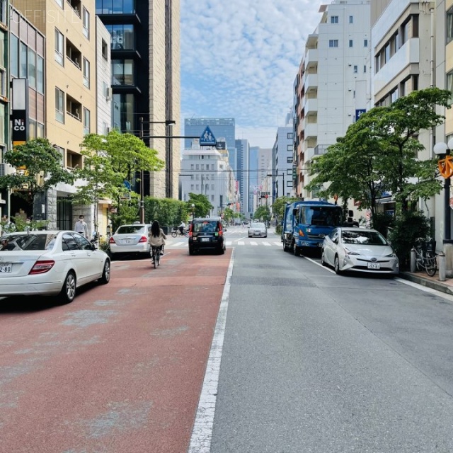 ひのき屋ビル ビル前面道路