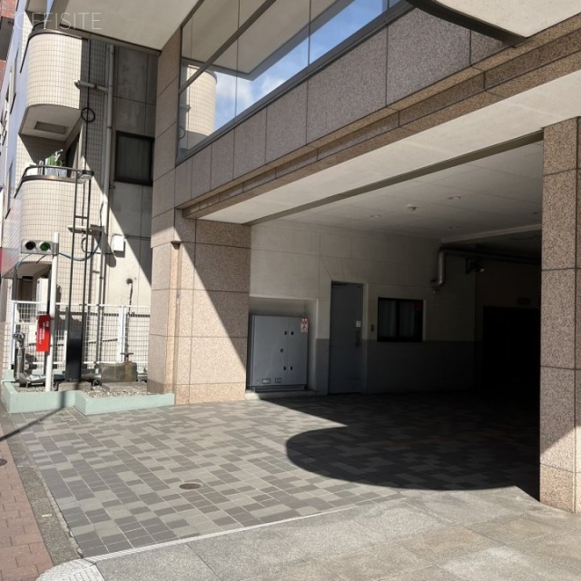 天宮ビル 駐車場