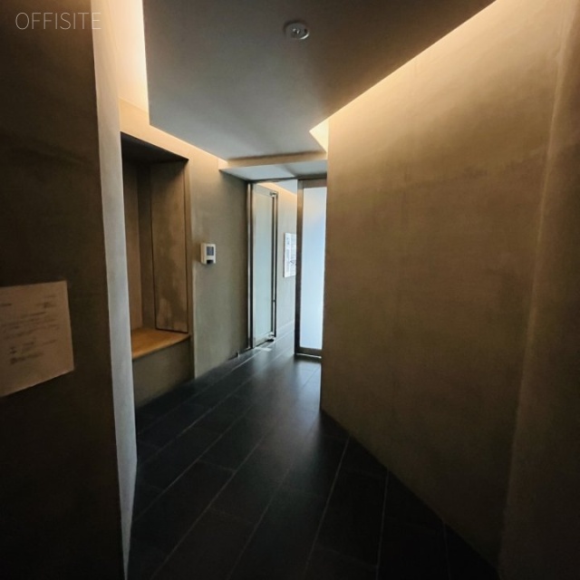 EARTH SHIBAビル エレベータホール