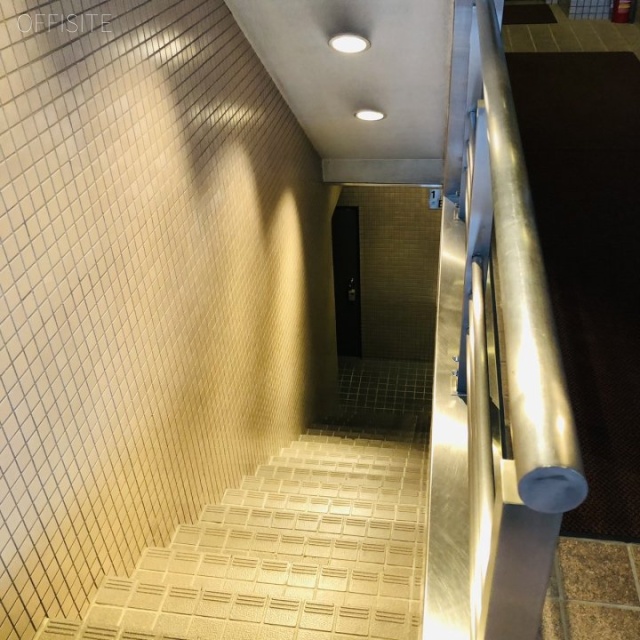 スリーエフビル エントランス