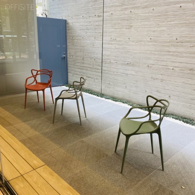 PMO池袋ビル エントランス