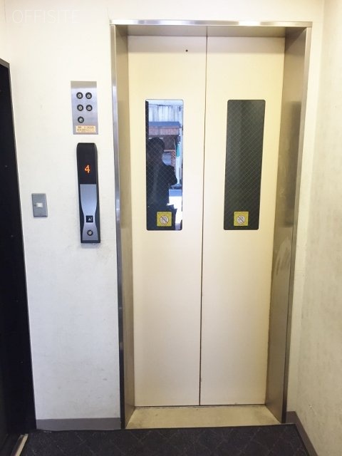 アルコイルスKビル エレベーター