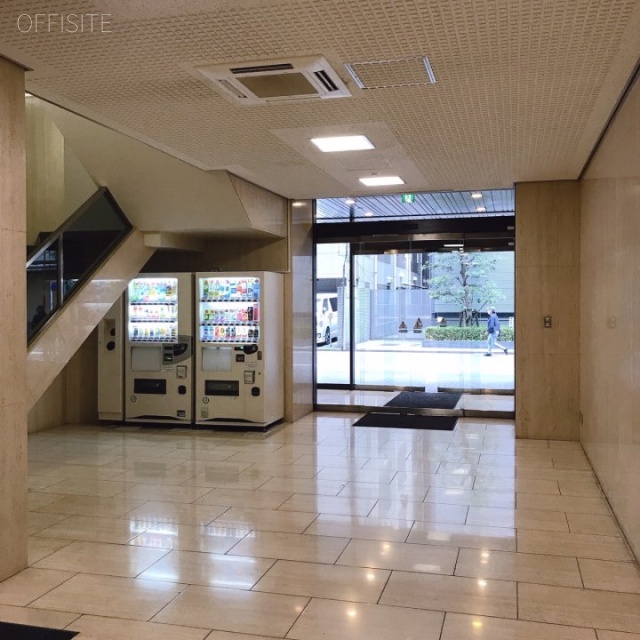 共同ビル銀座7丁目 エントランス