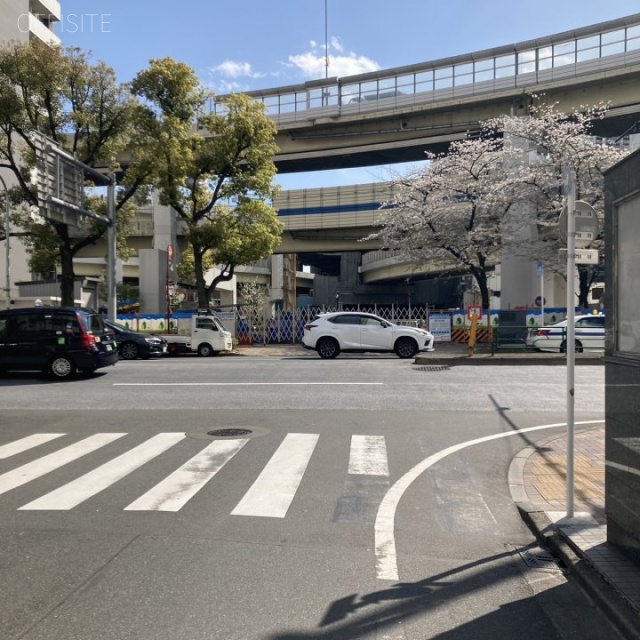 麻布ウィンテルビル 前面道路
