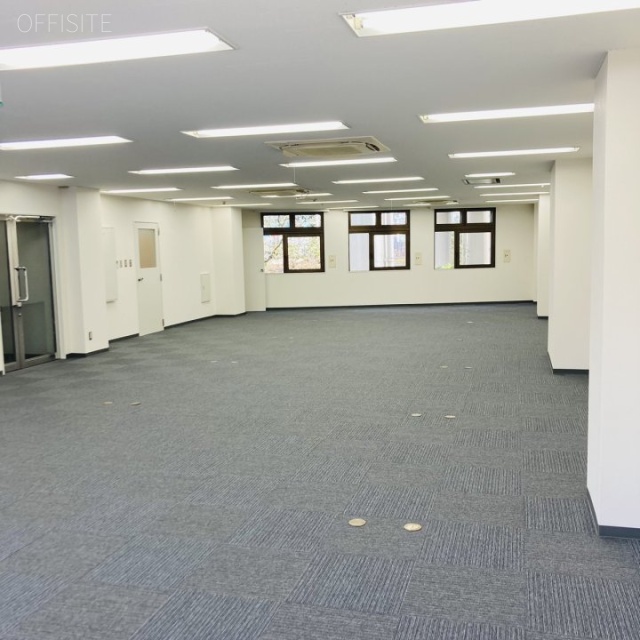 サンワード浜松町 基準階 室内