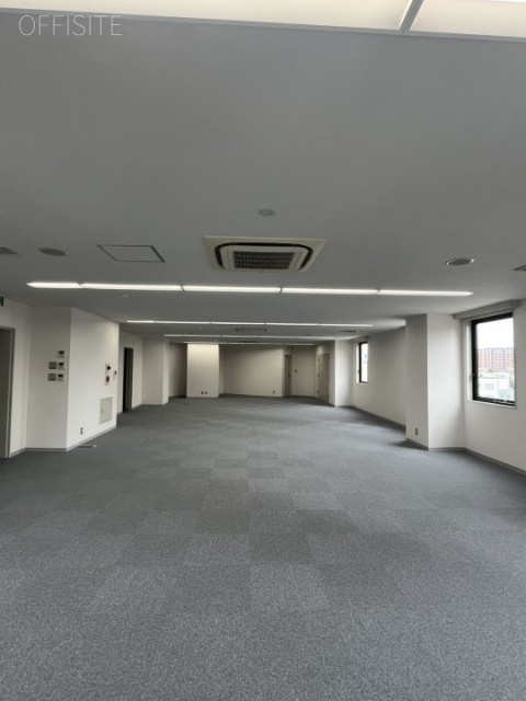 NK志村坂上ビル 基準階事務所貸室内