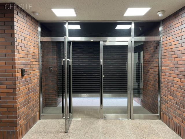 サン・クロレラビル エントランス