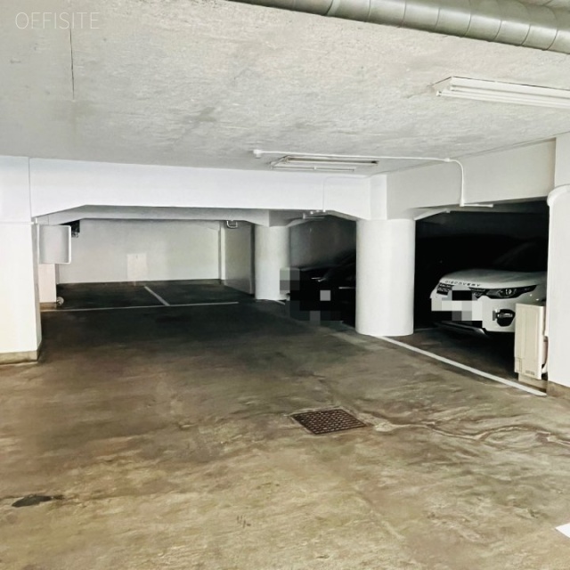 井雅ビル 駐車場