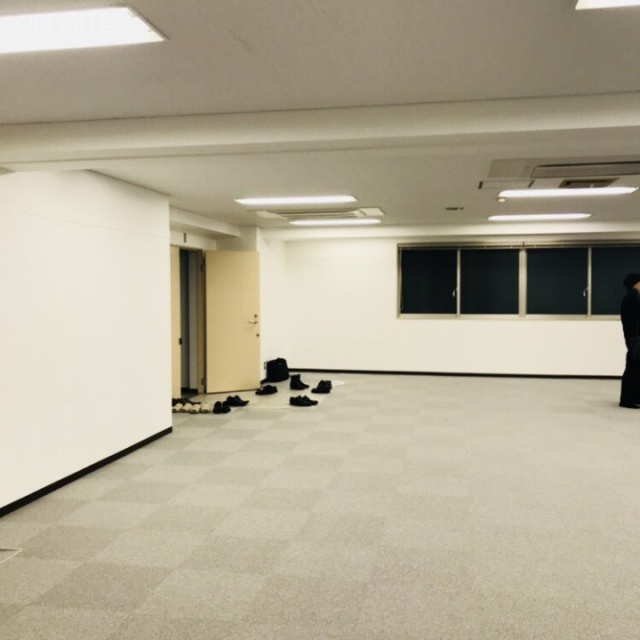 池袋オンダビル 室内