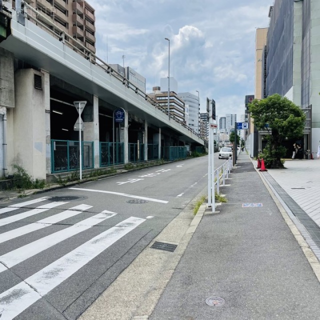 千種ニュータワービル 前面道路
