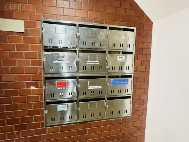 不動前ビル 郵便受け