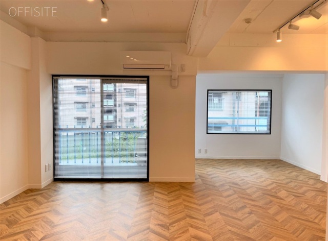 316青山 302号室 室内