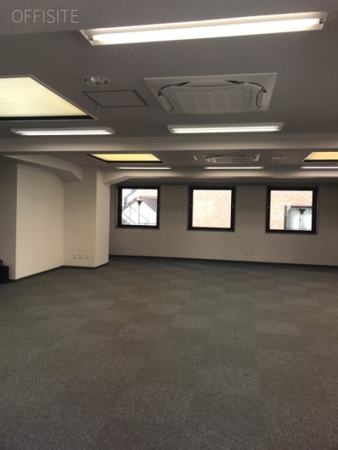 代市(しろいち)ビル 室内