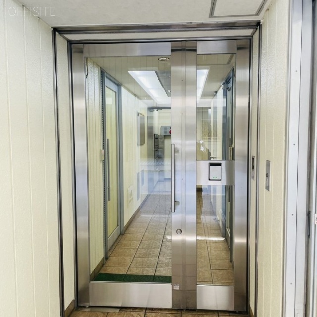 精工ビル オフィスビル出入口