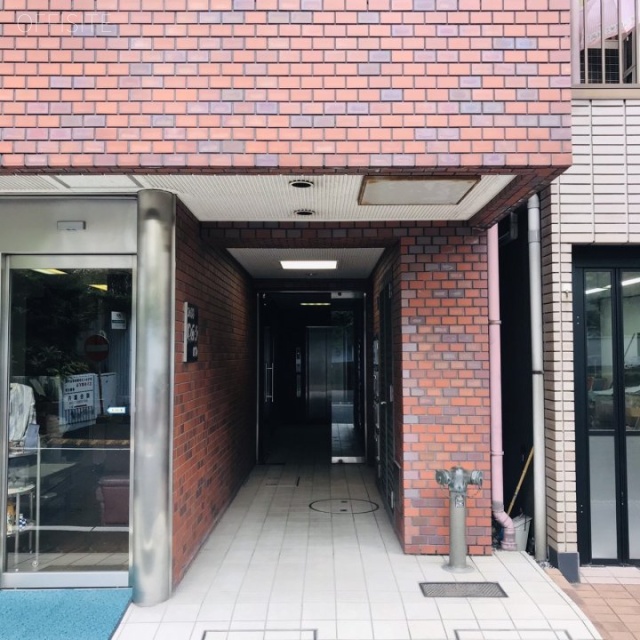 アオキビスポークビル エントランス