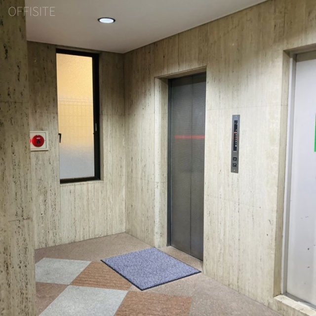 坂田ビル エントランス