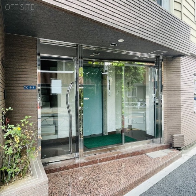 TANAKAビル オフィスビル出入口