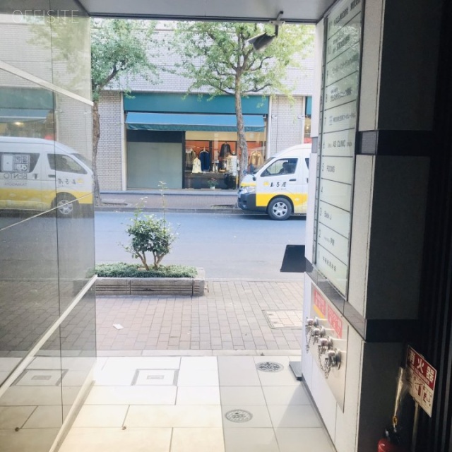 ティアラグレイス銀座タワー エントランス
