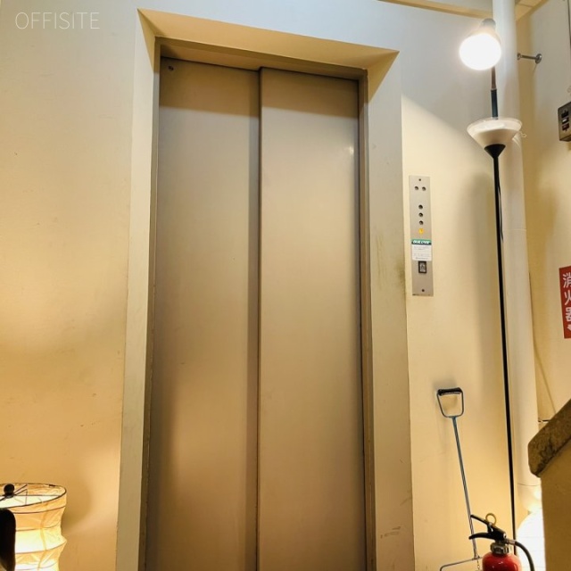 八重垣ビル エレベーター