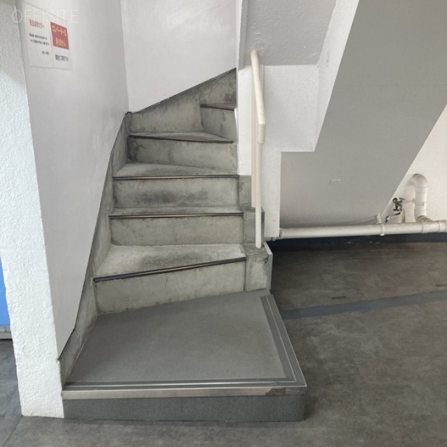 原宿パレス 内階段