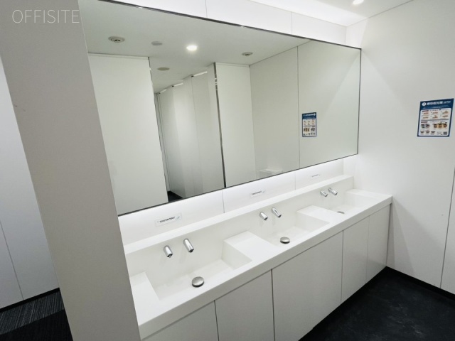 ヒューリック神宮前タワービルディング 男子トイレ洗面