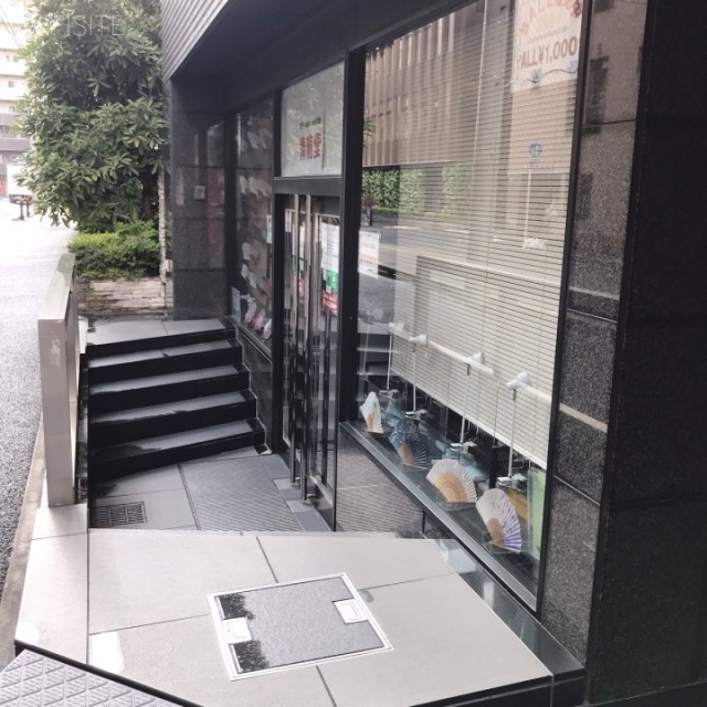 オーク入船ビル 外観