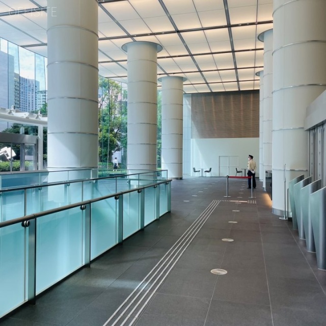 アークヒルズ仙石山森タワー エントランス