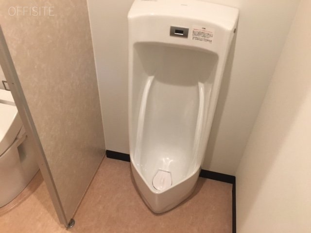 田嶋ビル 男性用トイレ