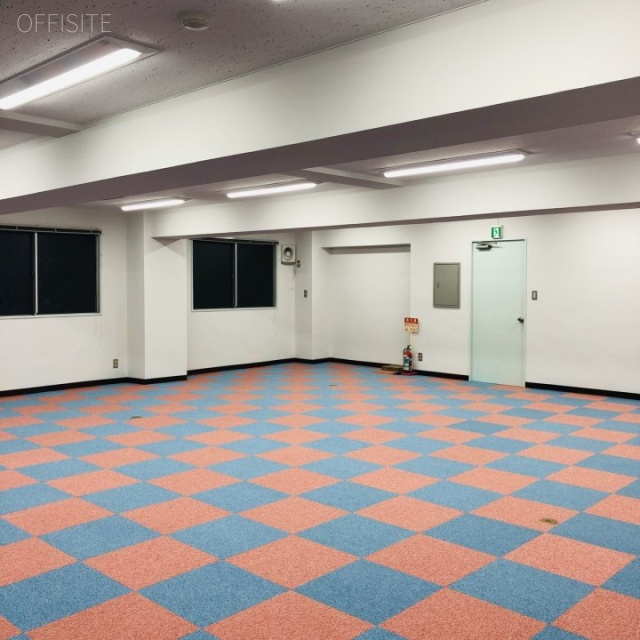 新川田所ビル 室内