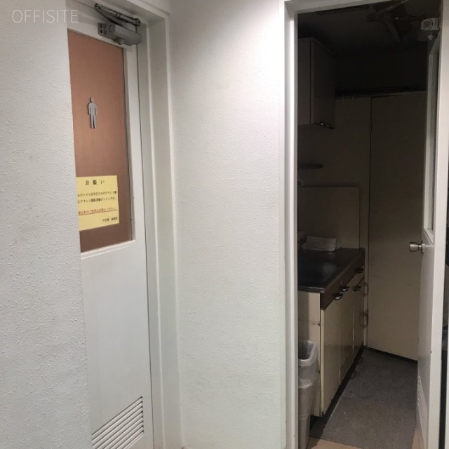 中庄ビル エントランス