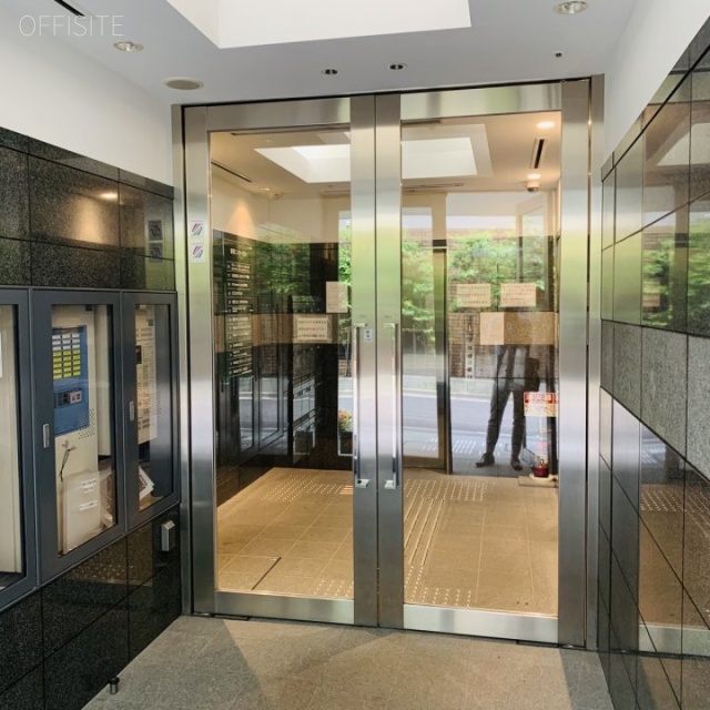 新橋エンタービル エントランス