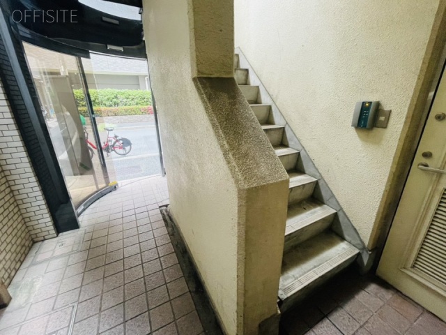 浜町野島ビル エントランス