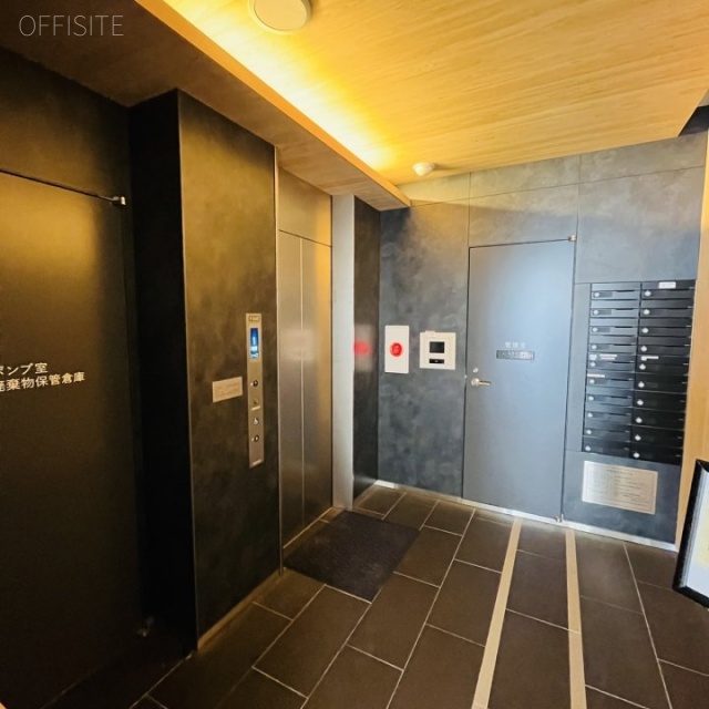 日本橋本町東石ビル エントランス