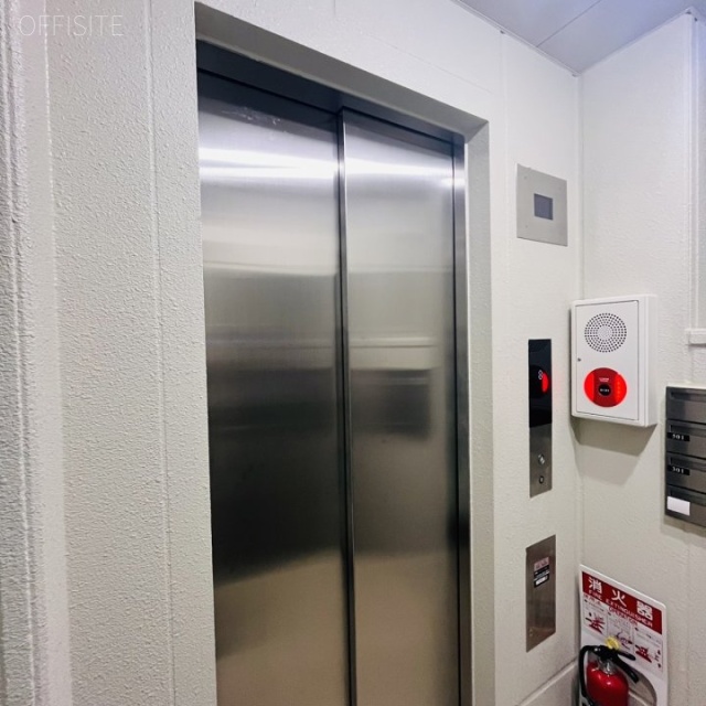 レオビル エントランス