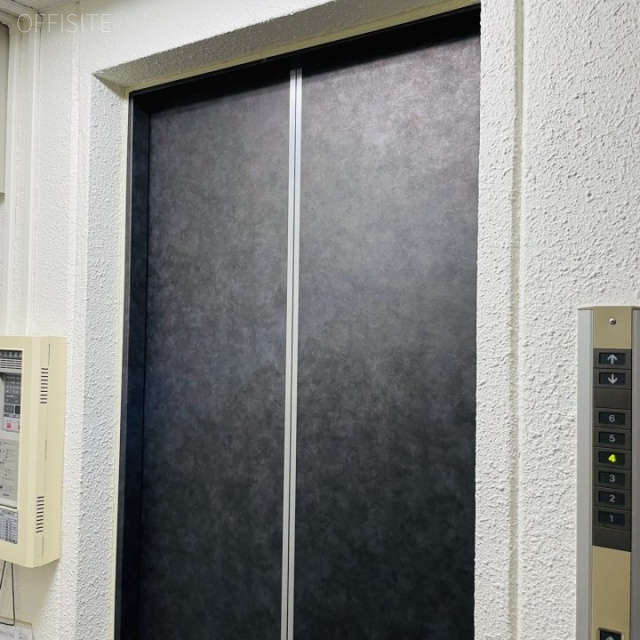 茗渓(めいけい)ビル エントランス