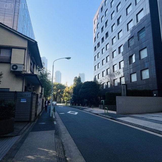 ACN芝公園 前面道路