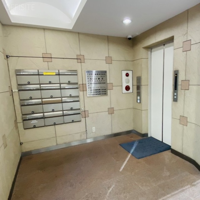 ミクニ六本木ビル エントランス